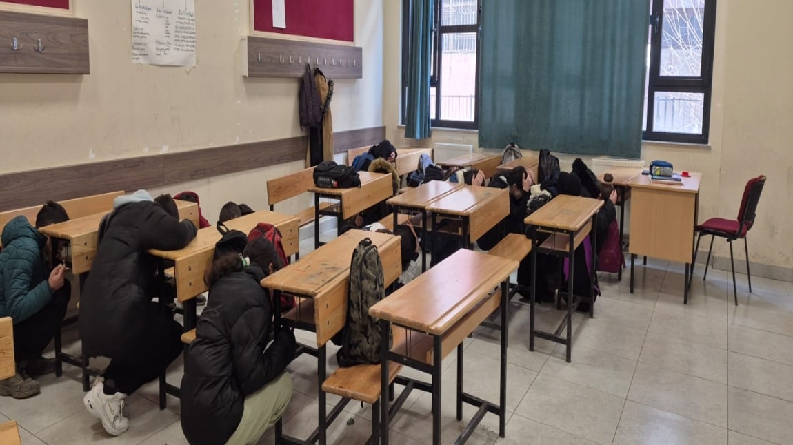 DEPREM TATBİKATI